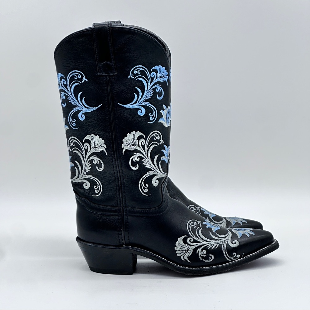 Abilene Embroidery Boots. Size 8